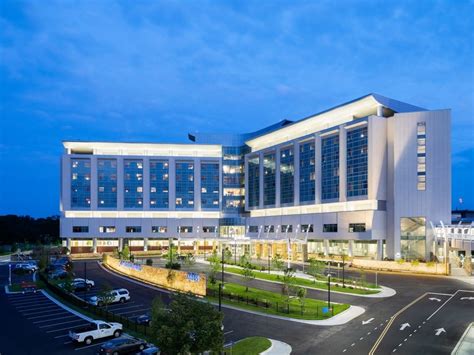 Inova loudoun hospital - 44045 Riverside Parkway Leesburg VA 20176. Get Directions. Phone: 703-858-6490. 703-858-6490. Inova Loudoun Hospital offers both inpatient and outpatient (same day) surgeries. Our hospital's newly renovated and expanded surgical center features eight state-of-the-art operating suites, two special procedure rooms, and the latest technology in ... 